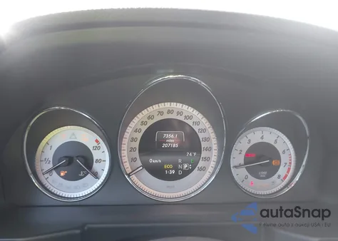 2014 Mercedes-Benz Glk 350 4Matic z USA, uszkodzony, nr VIN WDCGG8JB0EG318461